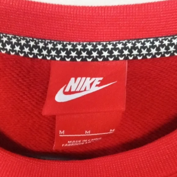 Red NIKE 1992 Graphic Sweatshirt - Picture 2 of 14